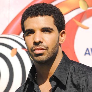 Drake in BET Awards 2011